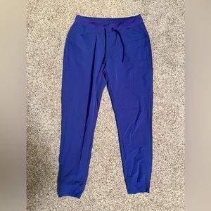 Mandala very peri scrubs